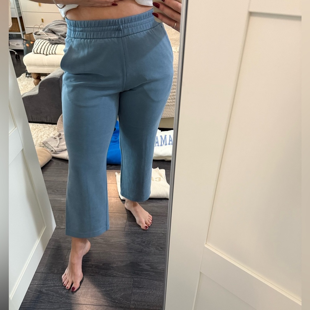 Lululemon Cropped Pant Softstream High Rise Celeste Blue sz 6